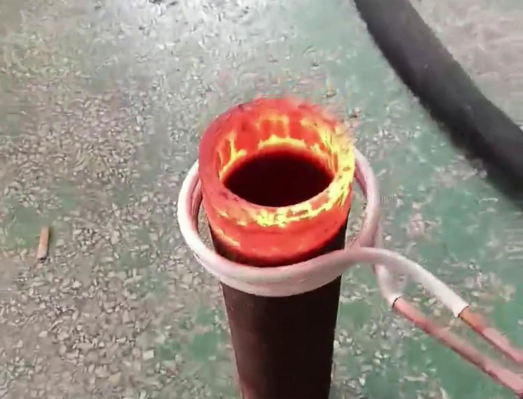 手持式高頻加熱機(jī)，輕便靈活，操作簡便